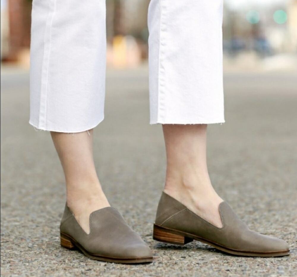 Lucky Brand Cahill Leather Loafers Flats Taupe Size 7